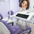 Центр семейной стоматологии Дентал клиник плюс на улице Александры Монаховой Фотография 3